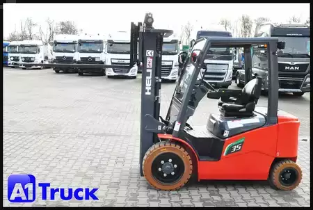 Elektrisk- 4 hjul 2022  Heli CPD 35 (10)