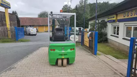 Carrelli elettrici 3 ruote 2020  Cesab B 320 (4)