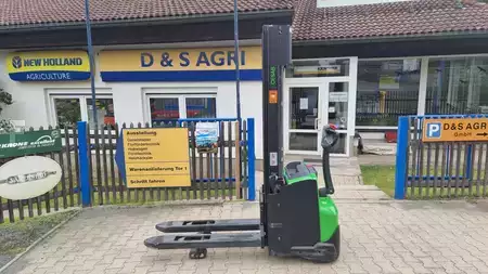 Pallet Stackers 2019  Cesab S214L (2)