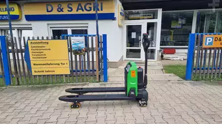Lavtløftende truck 2026  Cesab P015i (2)