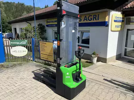 Hochhubwagen 2024  Cesab S010i (3)