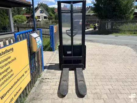 Hochhubwagen 2024  Cesab S010i (4)