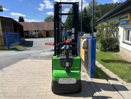 Pallet Stackers 2024  Cesab S214L (5)