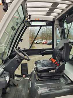 Treibgasstapler 2018 Unicarriers UG1D2A30LQ (2)