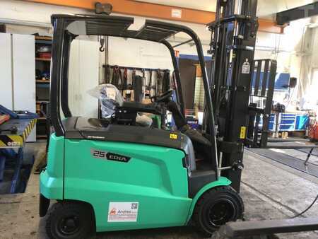 Elektro 4 Rad 2022 Mitsubishi FB25 CN (1)