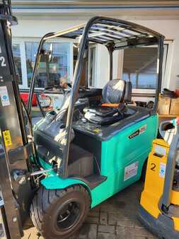 Elektro 4 Rad 2022 Mitsubishi FB25 CN (2)