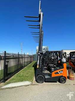 Carretilla elevadora GLP 2023  Doosan GC30S-9 (2)