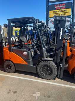 Propane Forklifts 2024  Doosan G25N-7 (1)