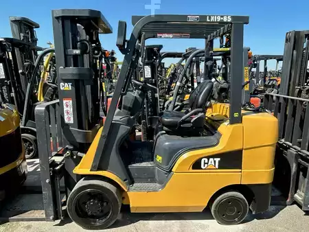 Montacargas GLP 2019 CAT Lift Trucks 2C6000 (1)
