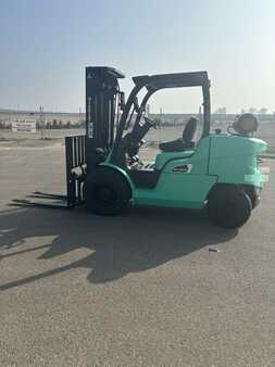 Propane Forklifts 2017  Mitsubishi FG45N1 (1)