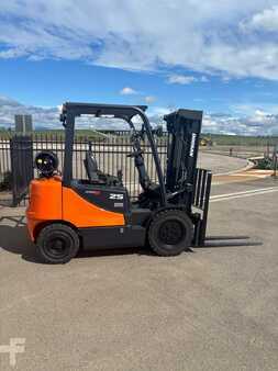 Propane Forklifts 2016  Doosan G25E-5 (1)