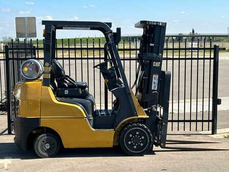 LPG VZV 2019  CAT Lift Trucks 2C50004 (1)