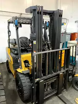 Montacargas GLP 2020 CAT Lift Trucks GP30N (1)