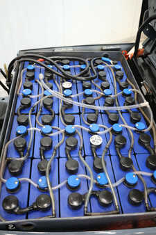 3-wiel elektrische heftrucks 2011  Toyota 8FBET15 (10)