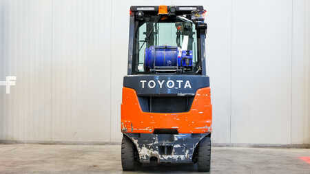 LPG VZV 2020  Toyota 02-8FGKF20 (5)