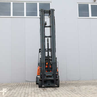 Empilhador a gás 2009  Aisle Master 20WH (3)