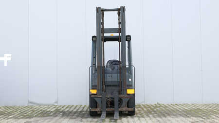 Carrelli elevatori GPL 2015  Jungheinrich TFG 425s (3)