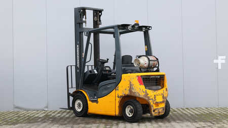 Carrelli elevatori GPL 2015  Jungheinrich TFG 425s (7)