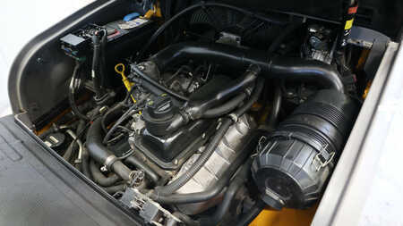 Carrelli elevatori GPL 2018  Jungheinrich TFG 320s (9)