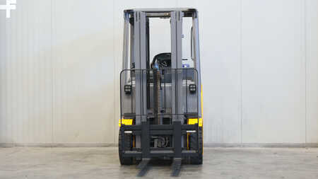 Carrelli elevatori GPL 2018  Jungheinrich TFG 320s (3)