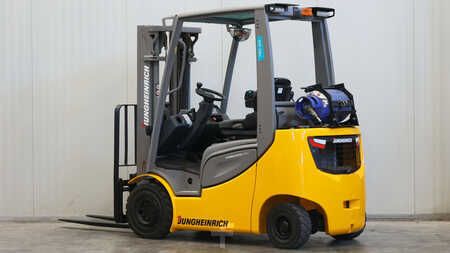 Carrelli elevatori GPL 2018  Jungheinrich TFG 320s (5)