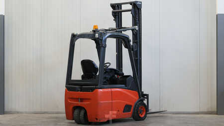 Carrelli elettrici 3 ruote 2008  Linde E14-01 (6)