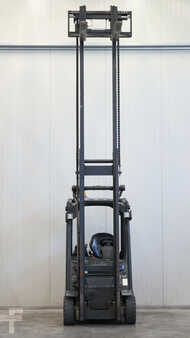 Carrelli elettrici 3 ruote 2008  Linde E14-01 (4)