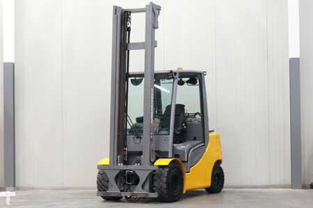 Carrelli elevatori GPL 2016  Jungheinrich TFG 435s (1)