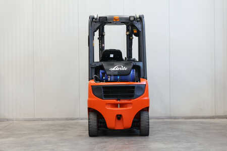 Nestekaasutrukki 2016  Linde H14T-01 (4)