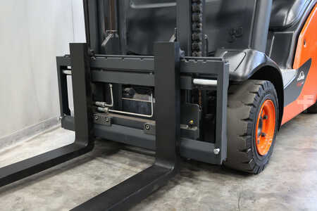 Nestekaasutrukki 2016  Linde H14T-01 (9)