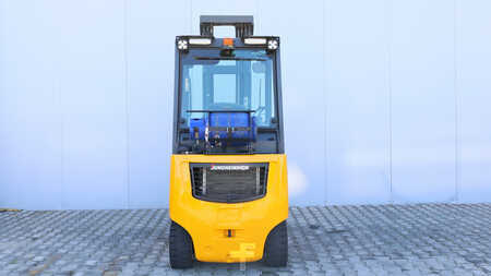 Carrelli elevatori GPL 2013  Jungheinrich TFG 320s (4)