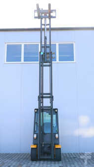 Carrelli elevatori GPL 2013  Jungheinrich TFG 320s (7)