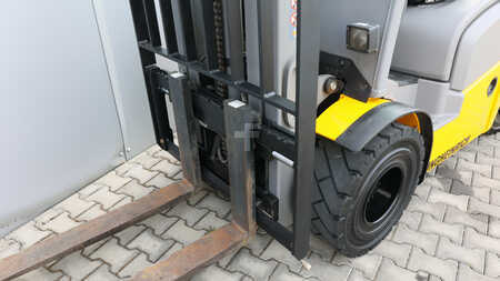 Diesel gaffeltruck 2020  Jungheinrich DFG 430 (10)