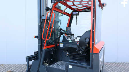 Containerhanterare 2018  Combilift CB4000 (7)