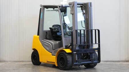 Dieselový VZV 2016  Jungheinrich DFG 430s (2)