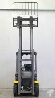 Gázüzemű targoncák 2018  Jungheinrich TFG 425 (7)