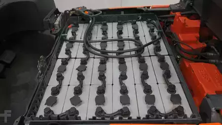 Elektromos 4 kerekű 2018  Linde E16P (10)