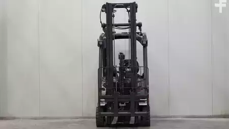 Elektromos 4 kerekű 2018  Linde E16P (3)