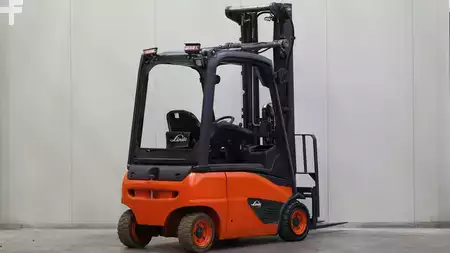 Elektromos 4 kerekű 2018  Linde E16P (7)