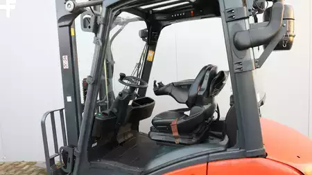 Dízel targoncák 2019  Linde H20D-01 (8)