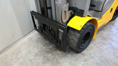 Dieseltrukki 2016  Jungheinrich DFG 430s (9)