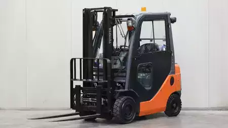 LPG VZV 2008  Toyota 8FGF18 (1)