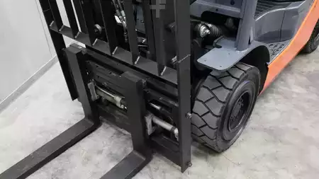 LPG VZV 2008  Toyota 8FGF18 (10)