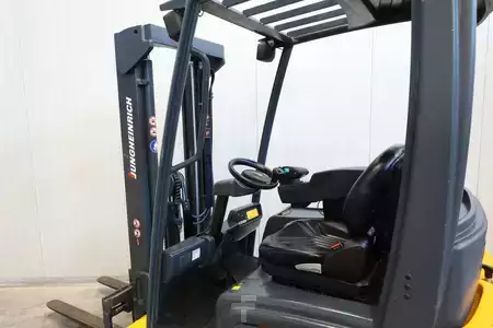 Elektromos 3 kerekű 2012  Jungheinrich EFG 213 (8)