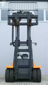 Dízel targoncák 2012  Still R70-80D (4)