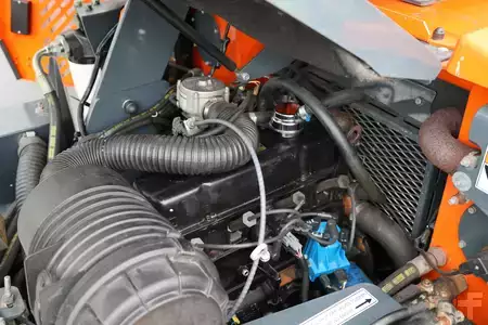 Gas gaffeltruck 2009  Aisle Master 20WH (10)