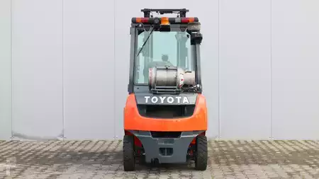 Treibgasstapler 2019  Toyota 06-8FG20F (4)