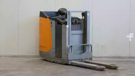 Porta-paletes elétrico 2015  Still EXD-S 20 (5)