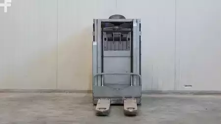 Porta-paletes elétrico 2015  Still EXD-S 20 (6)