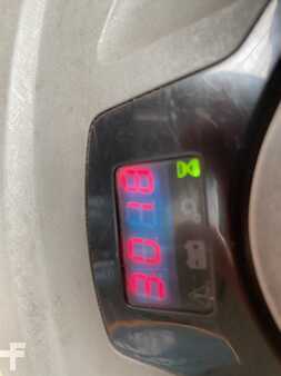 Pallet Stackers - Toyota SWE200D (5)